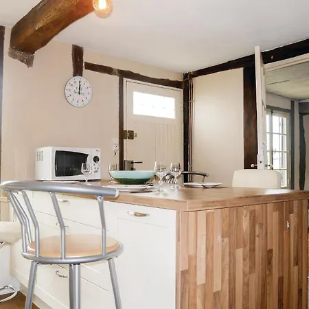 Semesterbostad Stunning In With Kitchen